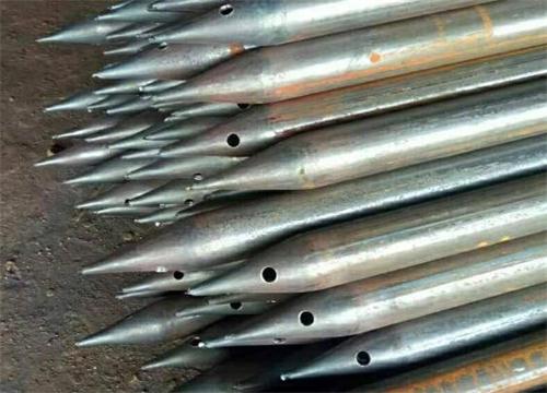 召陵隧道钢花管现货